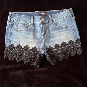 Express Shorts